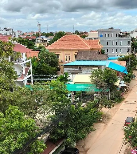City Hotel